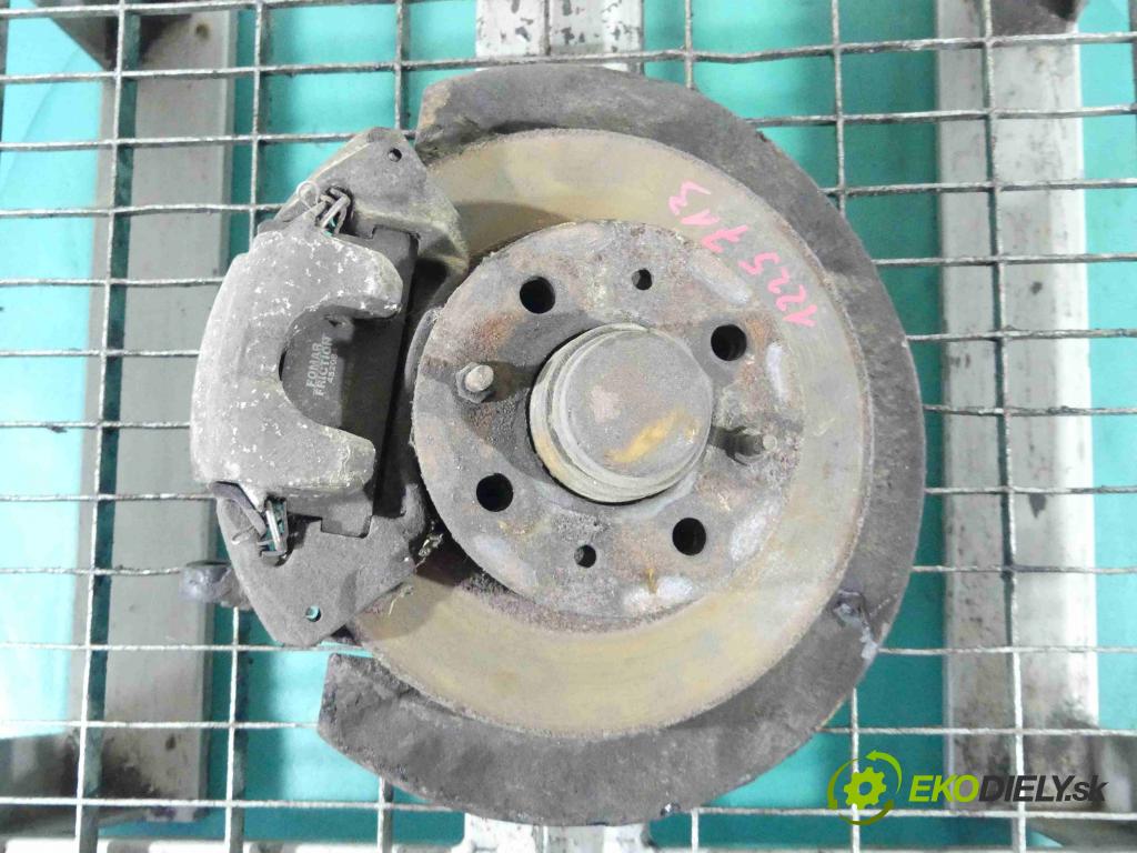 Polonez Caro / Atu 1.5 karburátor: 82 HP manual 60,5 kW 1481 cm3 5- náboj pravé  (Náboje)