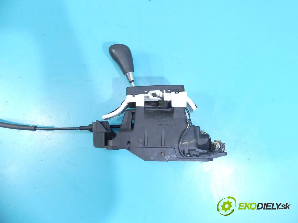 Chrysler Pacifica 3.5 V6 252KM automatic 185 kW 3518 cm3 5- Páka: Změny: stupeň,rýchlosť 04683981AB (Rýchlostné páky / kulisy)