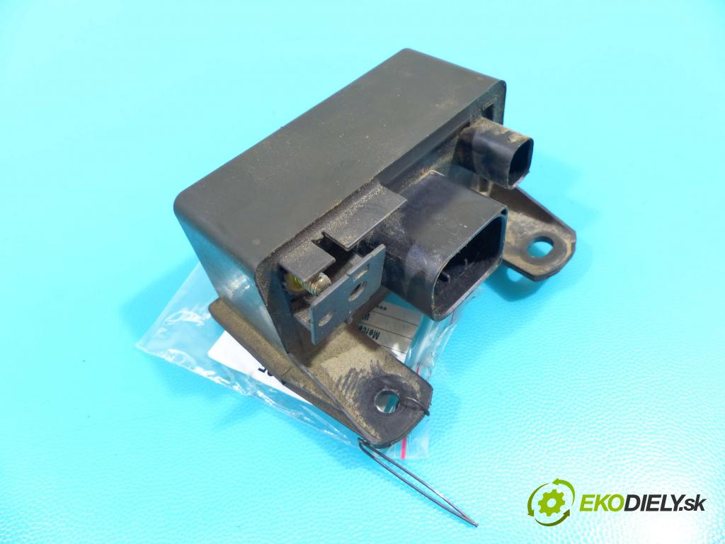 Mercedes C W203 2000-2007 2,2.0 cdi 116 HP manual 85 kW 2148 cm3 4- Relé:  (Relé)