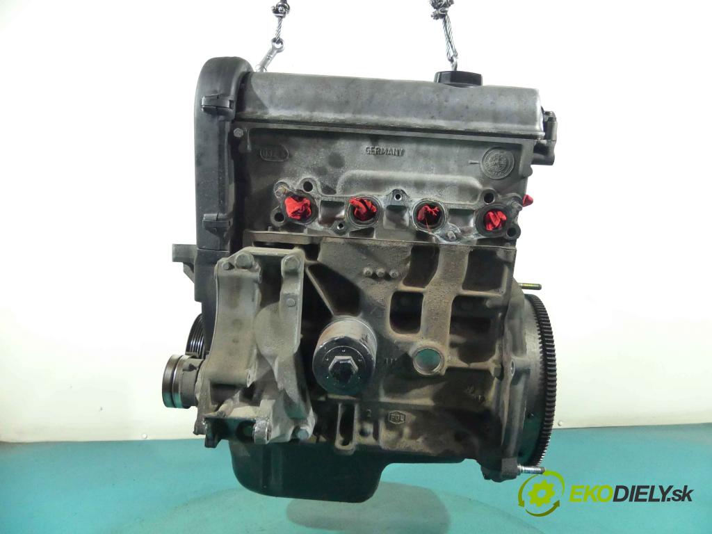 Skoda Felicia 1.6 75 HP manual 55 kW 1598 cm3 5- motor benzín: AEE