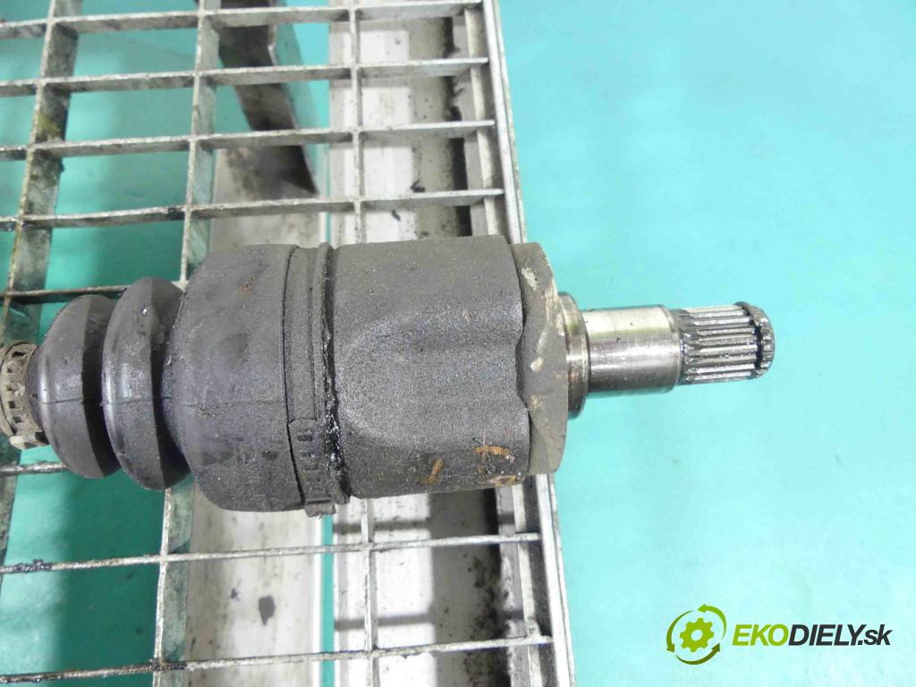 Skoda Felicia 1.6 75 HP manual 55 kW 1598 cm3 5- poloos pravé  (Poloosy)