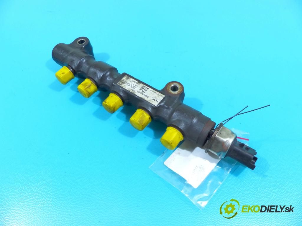 Citroen C4 Grand picasso 1.6 hdi 109 HP automatic 80 kW 1560 cm3 5- lišta vstrekovacia 9654592680 (Vstrekovacie lišty)