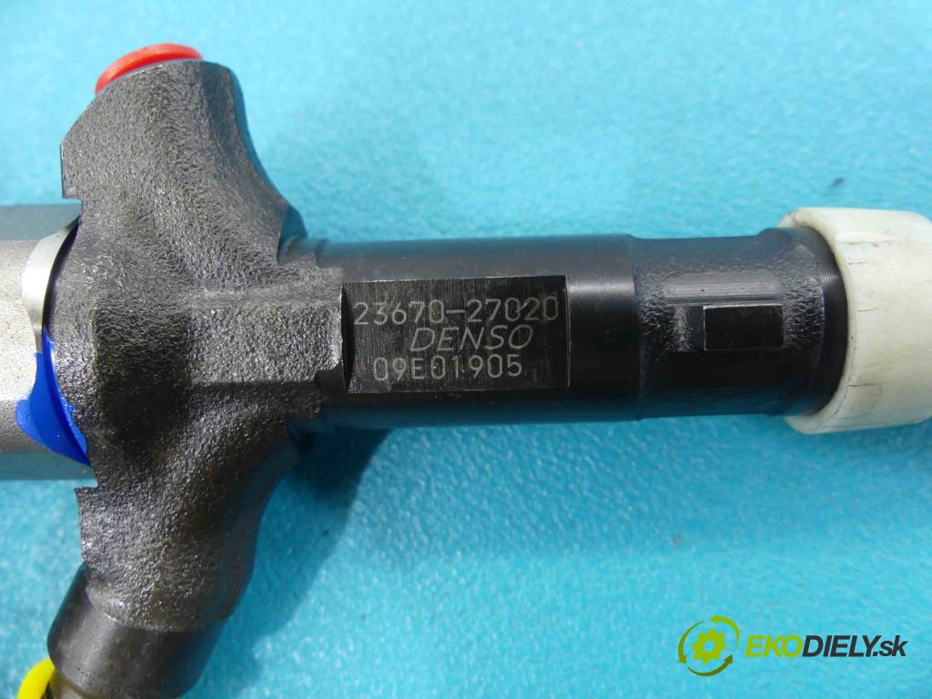 Toyota Corolla Verso I 2001-2004 2.0 D4D 90 HP manual 66 kW 1995 cm3 5- vstrek 23670-27020 (Vstrekovače)