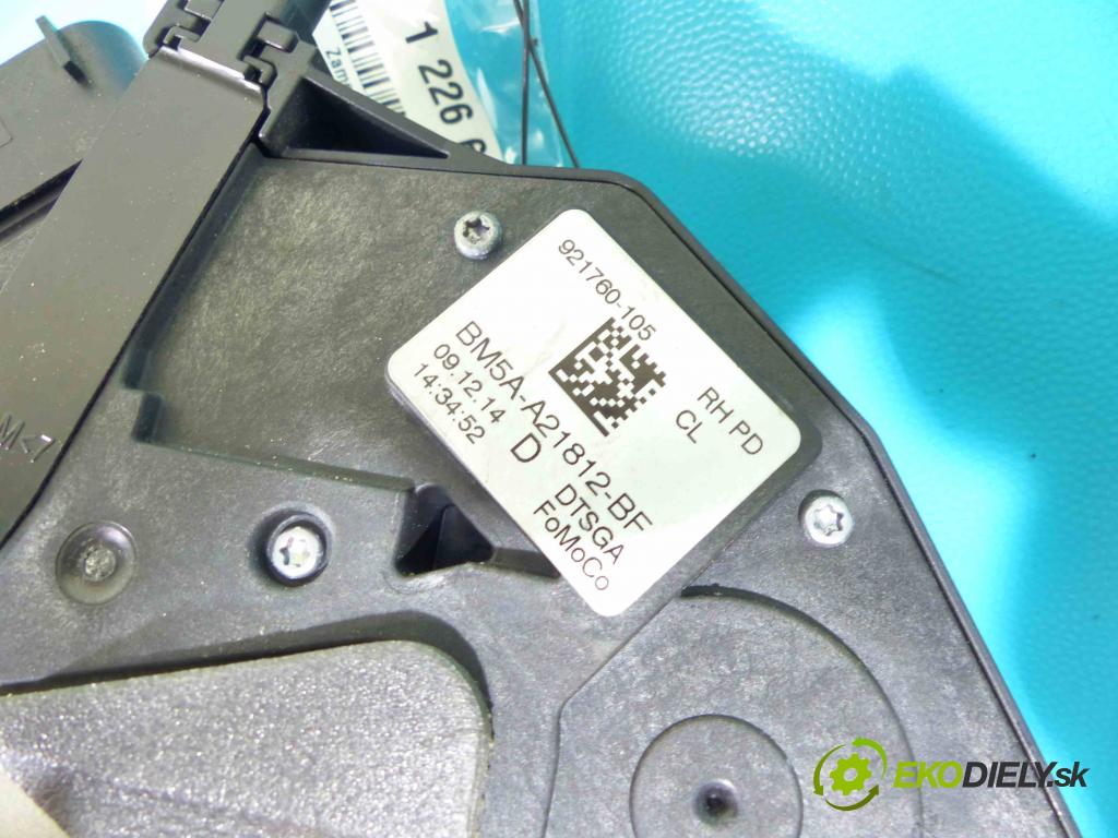 Ford Focus Mk3 2010-2018 1.0 T 101 hp manual 74 kW 999 cm3 5- zámek přední pravý BM5A-A21812-BF