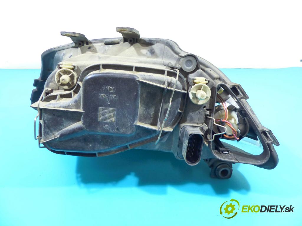 Seat Cordoba II 6L 2002-2008 1.4 16v 75 HP manual 55 kW 1390 cm3 4- Reflektor: pravý 6L1941022A (Pravé)