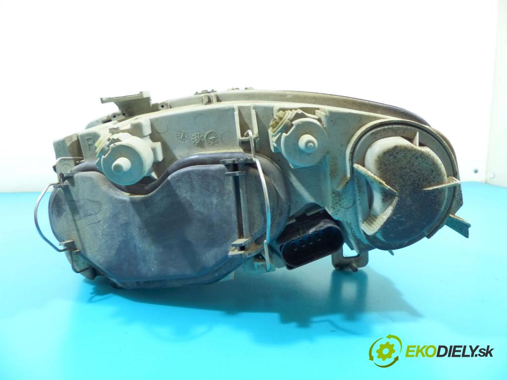 Alfa romeo 147 1.6 16v 105 HP manual 77 kW 1598 cm3 3- Reflektor: pravý  (Pravé)