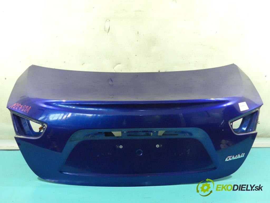 Maserati Ghibli 2013 - 3.0 V6 diesel 275 hp automatic 202 kW 2987 cm3 4- zadní kufrové dveře  (Zadní kapoty)