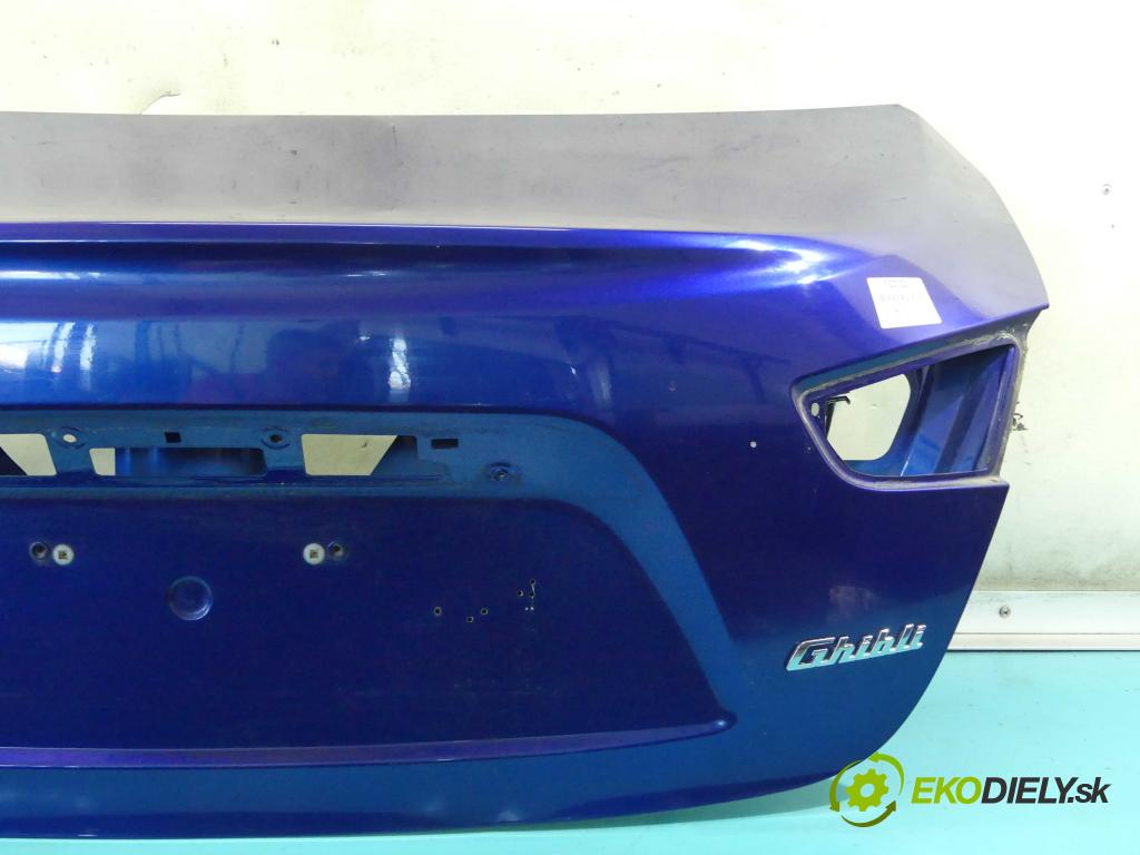 Maserati Ghibli 2013 - 3.0 V6 diesel 275 hp automatic 202 kW 2987 cm3 4- zadní kufrové dveře  (Zadní kapoty)