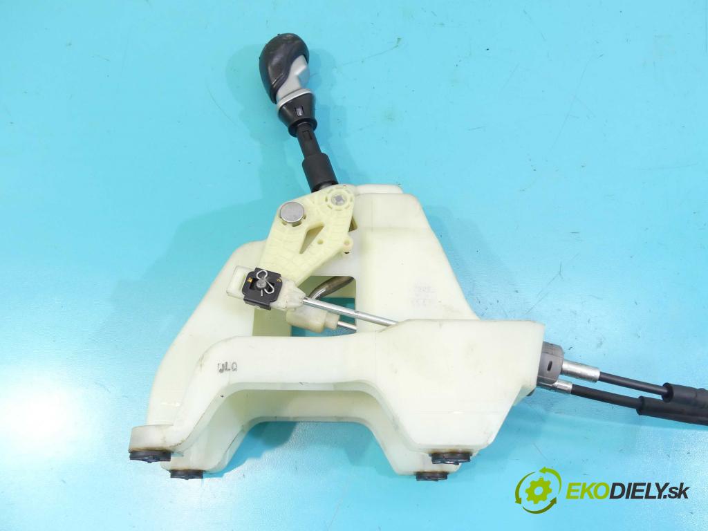 Kia Sportage III 2010-2015 2.0 CRDI 184hp manual 135 kW 1995 cm3 5- Páka: Změny: stupeň,rýchlosť 43700-3WXXX (Rýchlostné páky / kulisy)