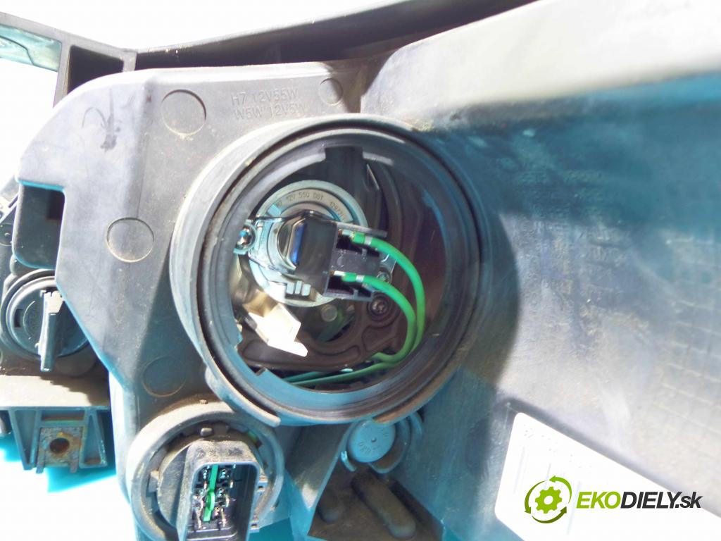 Kia Sportage III 2010-2015 2.0 CRDI 184hp manual 135 kW 1995 cm3 5- Reflektor: pravý 92102-3U310 (Pravé)