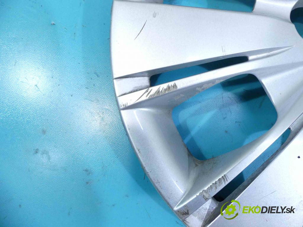 Toyota Yaris III 2011-2020 1.3 vvti 99 HP manual 73 kW 1329 cm3 5- puklica R15 (Puklice)