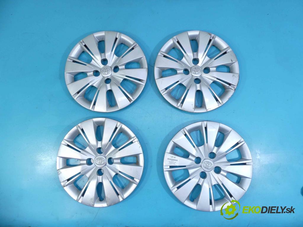 Toyota Yaris III 2011-2020 1.3 vvti 99 HP manual 73 kW 1329 cm3 5- puklica R15 (Puklice)