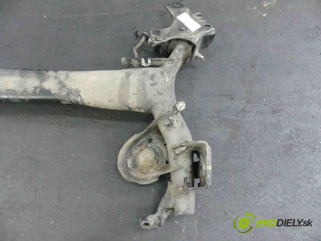 Renault Megane III 2008-2016 1.6 DCI 131 hp manual 96 kW 1599 cm3 5- zadní výztuha