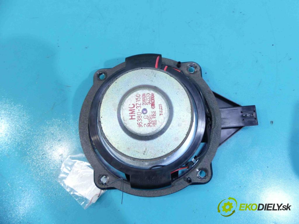 Hyundai I40 1.7 crdi 116 HP manual 85 kW 1685 cm3 4- Subwoofer: 96380-3Z150 (Audio zariadenia)