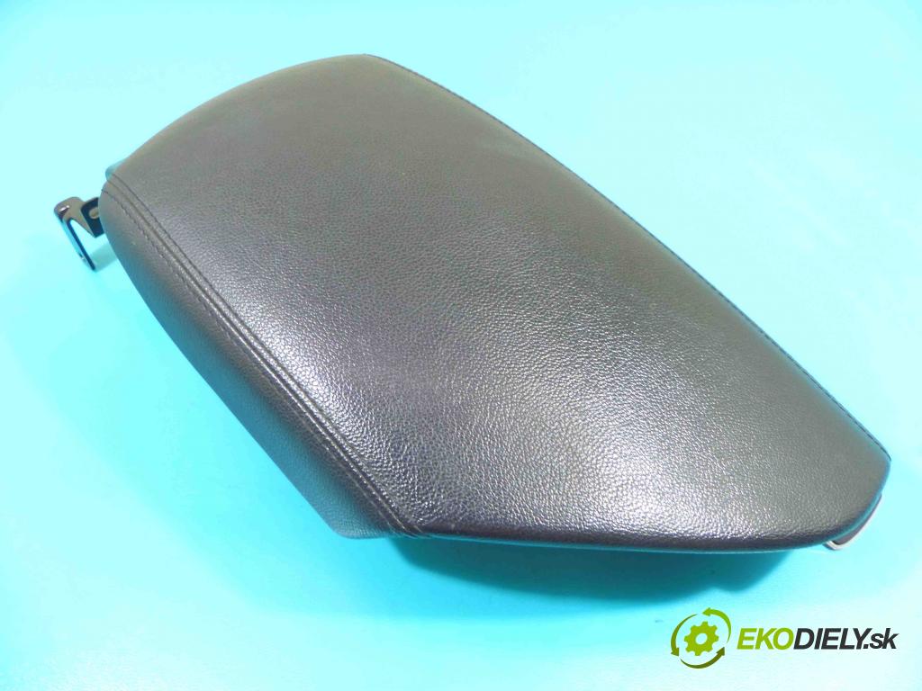 Hyundai I40 1.7 crdi 116 HP manual 85 kW 1685 cm3 4- operadlo  (Lakťové opierky)