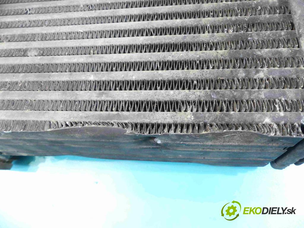 Maserati Ghibli 2013 - 3.0 V6 diesel 275 hp automatic 202 kW 2987 cm3 4- Intercooler  (Chladiče nasávaného vzduchu (intercoolery))