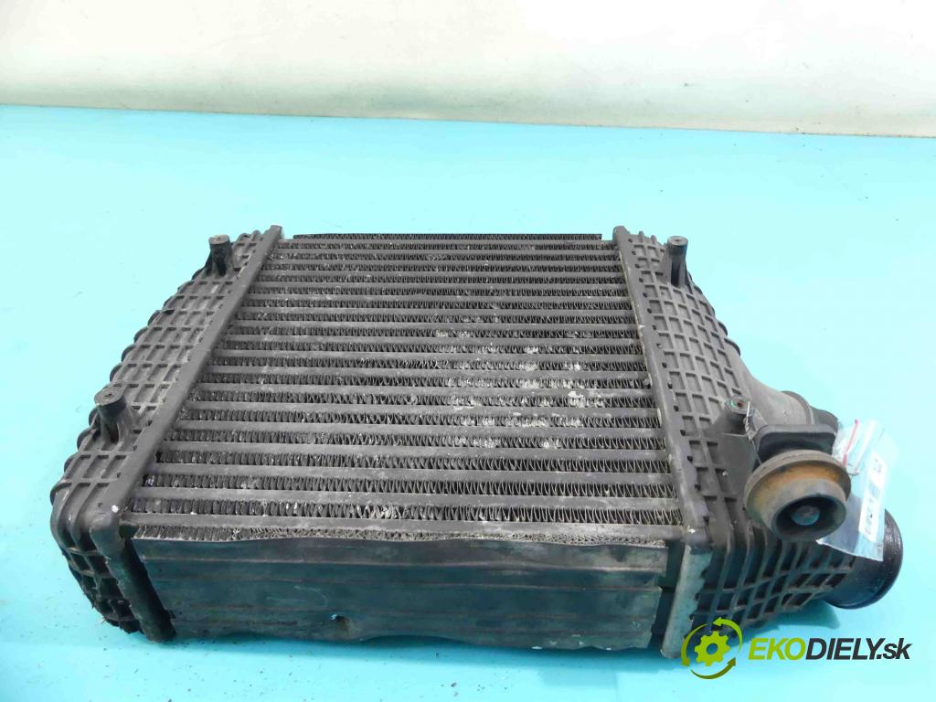 Maserati Ghibli 2013 - 3.0 V6 diesel 275 hp automatic 202 kW 2987 cm3 4- Intercooler  (Chladiče nasávaného vzduchu (intercoolery))