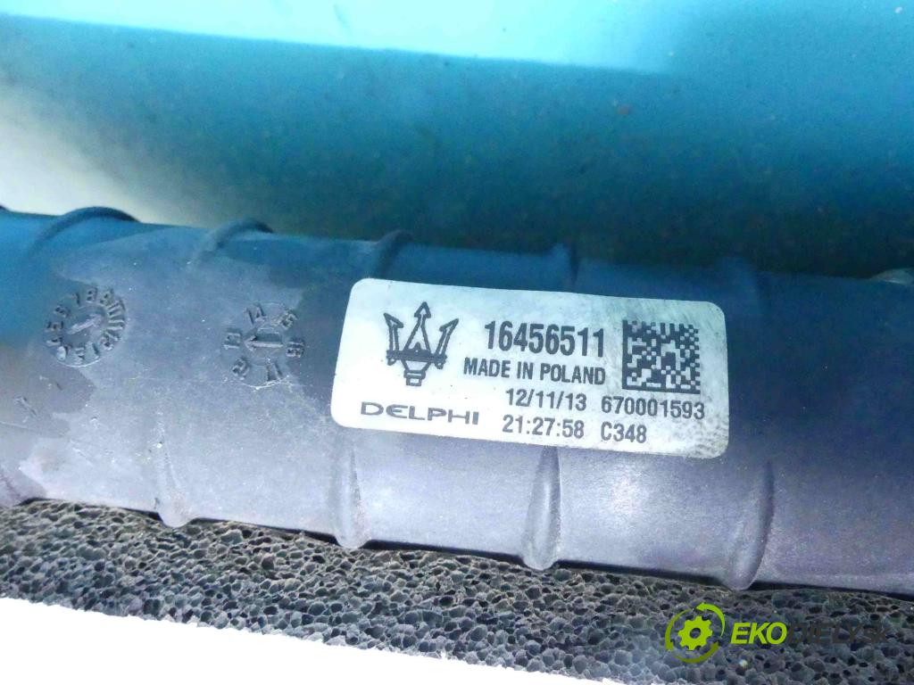 Maserati Ghibli 2013 - 3.0 V6 diesel: 275 HP automatic 202 kW 2987 cm3 4- chladič 16456511 (Chladiče)