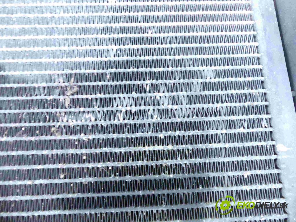 Maserati Ghibli 2013 - 3.0 V6 diesel: 275 HP automatic 202 kW 2987 cm3 4- chladič klimatizácie 16474837 (Chladiče klimatizácie)