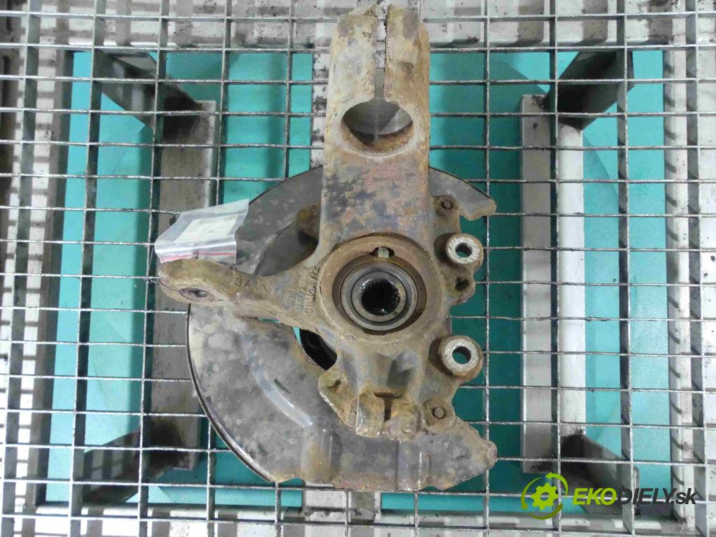 Ford Focus Mk3 2010-2018 1.0 T 101 HP manual 74 kW 999 cm3 5- náboj ľavé  (Náboje)