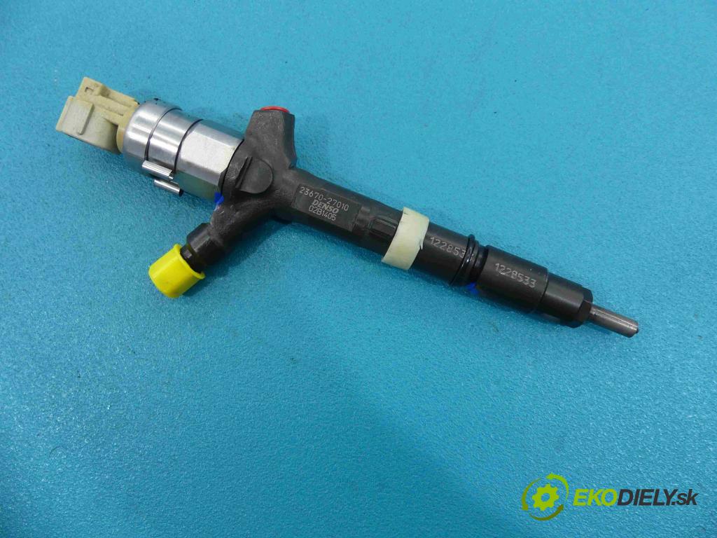 Toyota Avensis I T22 1997-2003 2.0 D4D 110 HP manual 81 kW 1995 cm3 5- vstrek 23670-27010 (Vstrekovač paliva)
