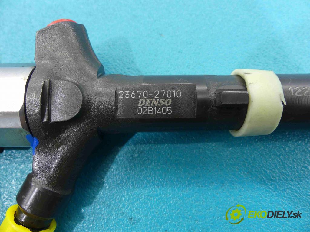 Toyota Avensis I T22 1997-2003 2.0 D4D 110 HP manual 81 kW 1995 cm3 5- vstrek 23670-27010 (Vstrekovač paliva)