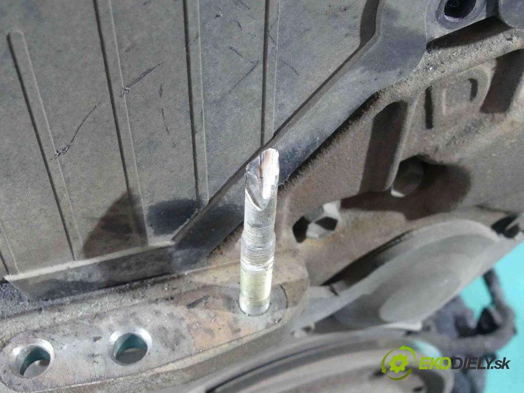 Toyota Avensis I T22 1997-2003 2.0 D4D 110 HP manual 81 kW 1995 cm3 5- motor diesla 1CD