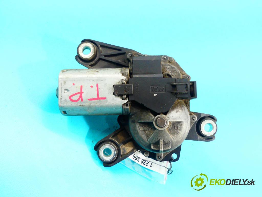 Opel Combo C 2001-2011 1.7 dti 65 HP manual 48 kW 1686 cm3 5- motor stieračov zadné