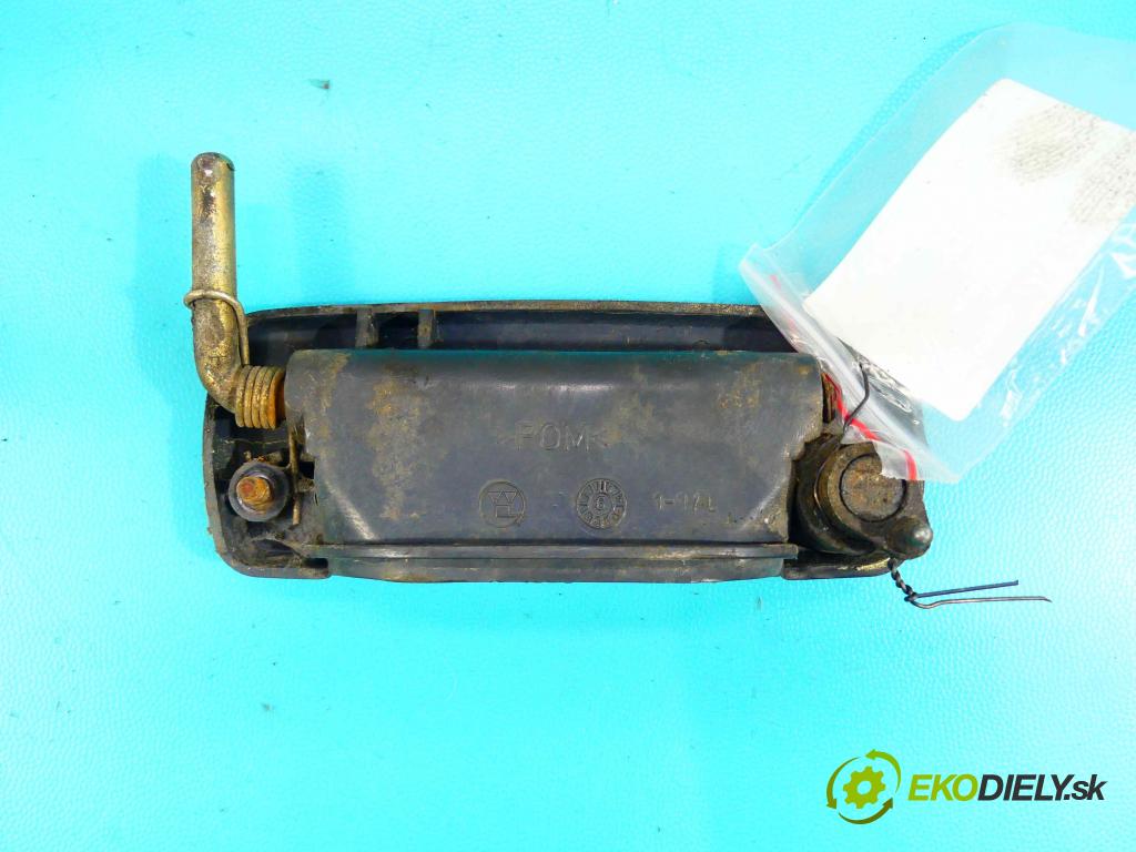 Fiat 126p 0,65.0b 31KM manual 23 kW 652 cm3 3- rukoväť predné ľavé mimo:  (Vonkajšie predné ľavé)