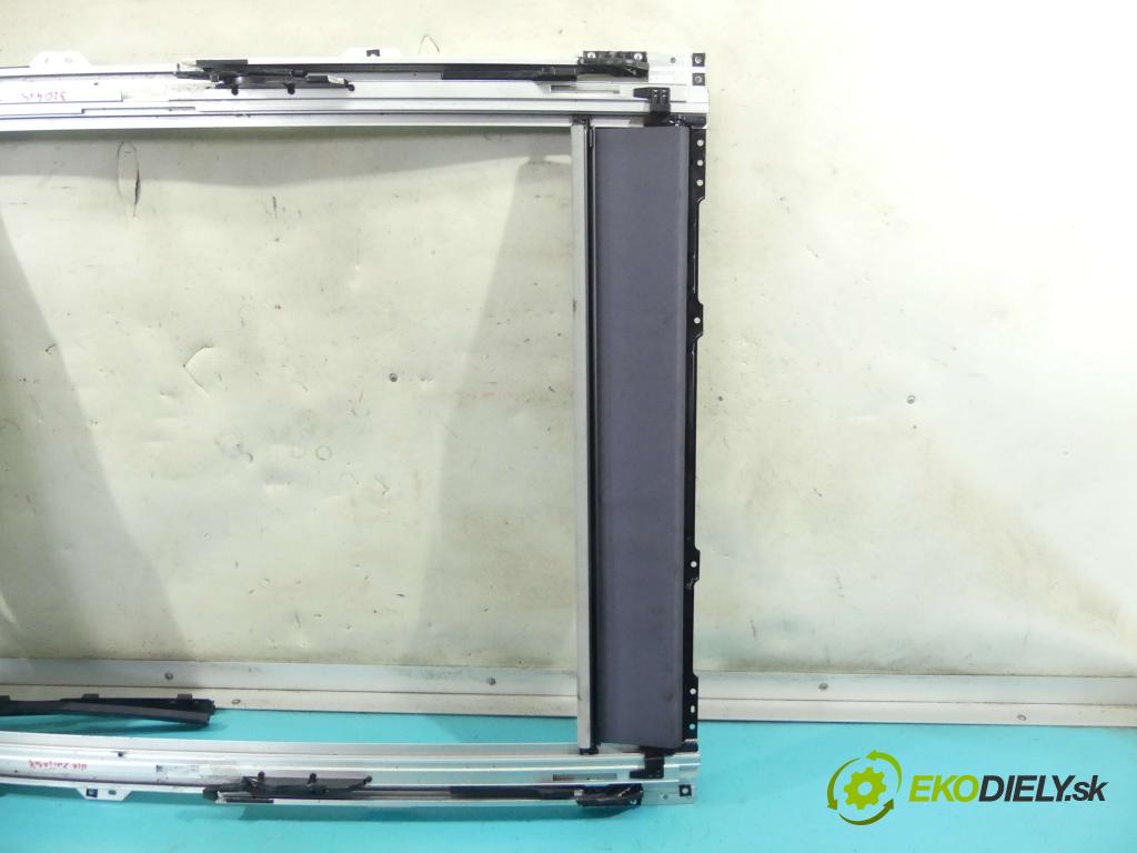 Hyundai I40 1.7 crdi 116 HP manual 85 kW 1685 cm3 4- roleta 7707217B (Rolety kufra)