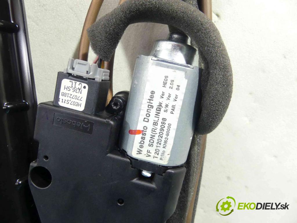 Hyundai I40 1.7 crdi 116 HP manual 85 kW 1685 cm3 4- roleta 7707217B (Rolety kufra)