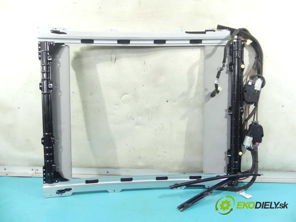 Hyundai I40 1.7 crdi 116 HP manual 85 kW 1685 cm3 4- roleta 7707217B (Rolety kufra)