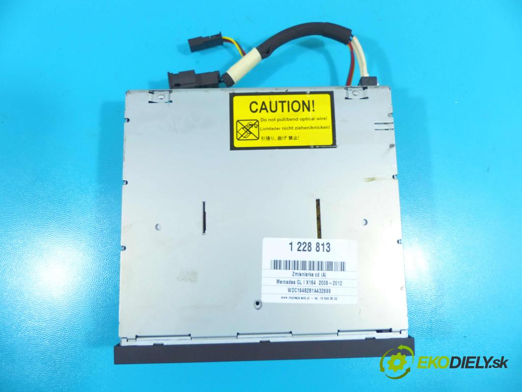 Mercedes GL I X164  2006-2012 4.0 CDI 306KM automatic 225 kW 3996 cm3 5- Menič: cd A2118705390 (CD meniče)