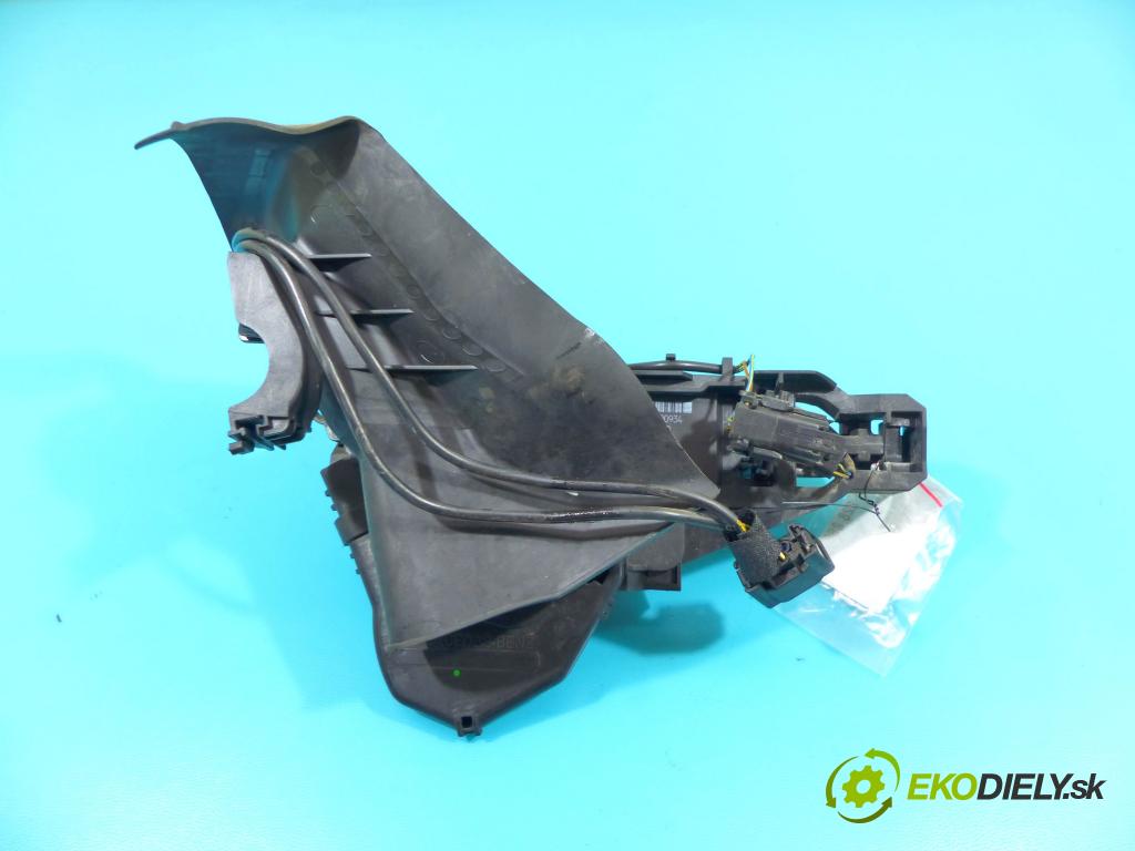 Mercedes GL I X164  2006-2012 4.0 CDI 306KM automatic 225 kW 3996 cm3 5- rukoväť predné ľavé mimo: A1647600934 (Vonkajšie predné ľavé)