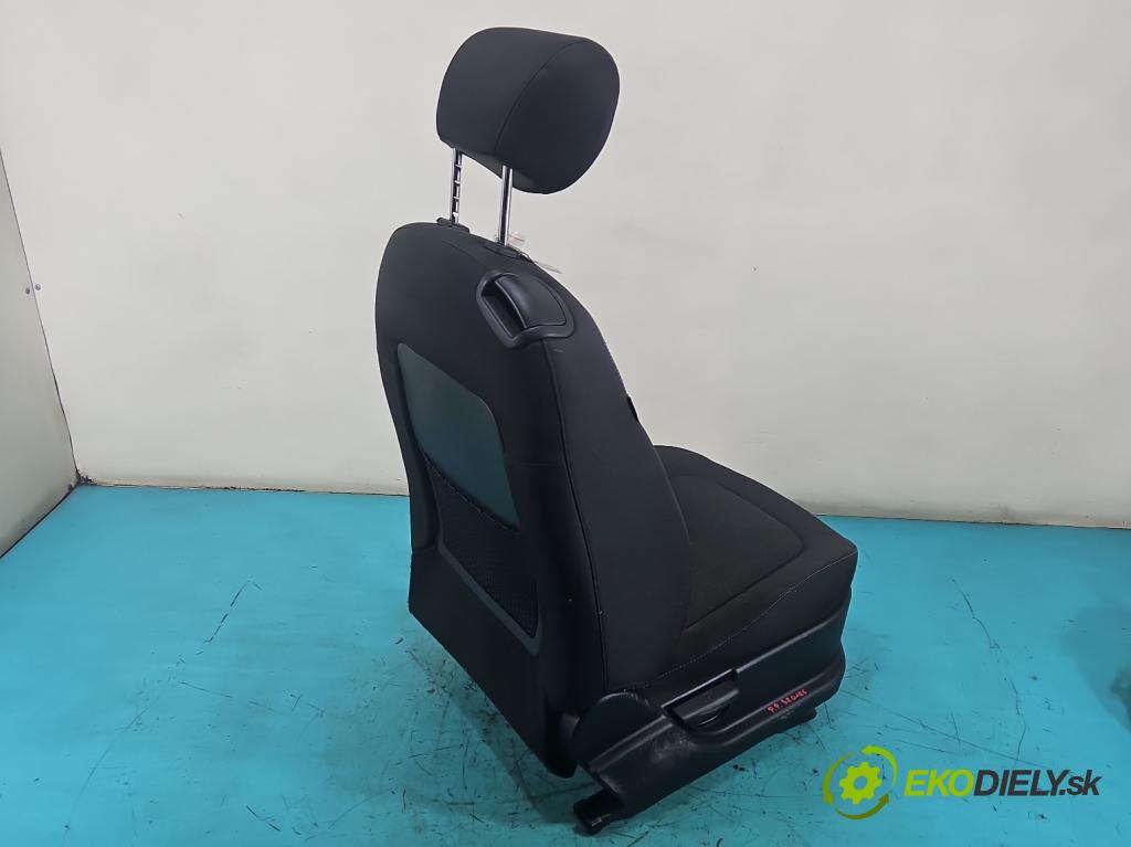 Hyundai I20 I 2008-2014 1.2 16v 77 hp manual 57 kW 1248 cm3 3- Sedadlo pravý  (Sedadlo)