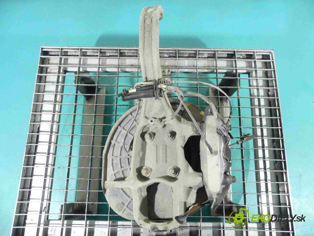 Maserati Ghibli 2013 - 3.0 V6 diesel: 275 HP automatic 202 kW 2987 cm3 4- náboj ľavé 670004761 (Náboje)