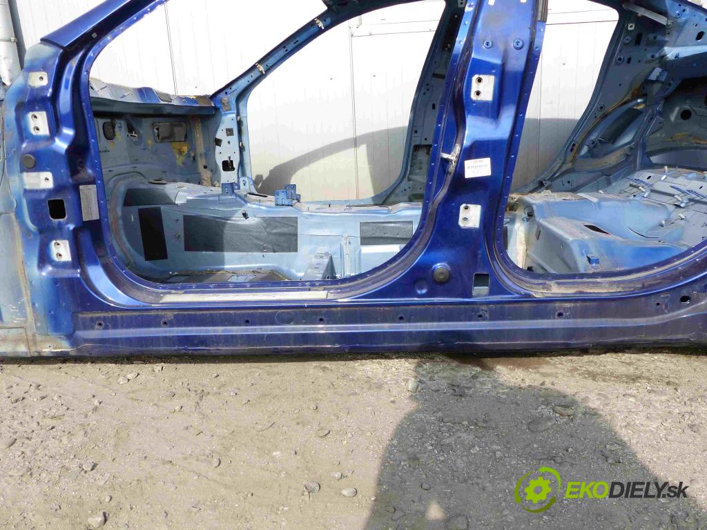 Maserati Ghibli 2013 - 3.0 V6 diesel 275 hp automatic 202 kW 2987 cm3 4- práh levý  (Ostatní)