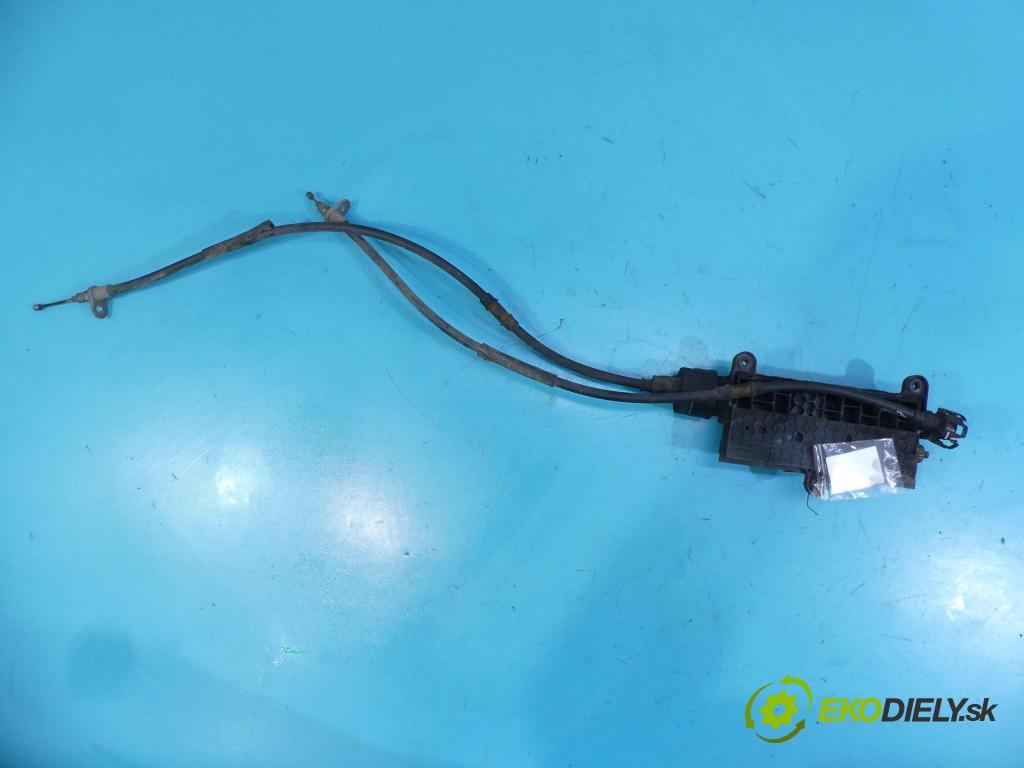 Maserati Ghibli 2013 - 3.0 V6 diesel: 275 HP automatic 202 kW 2987 cm3 4- Brzda manuál: 670008080 (Ručné brzdy)