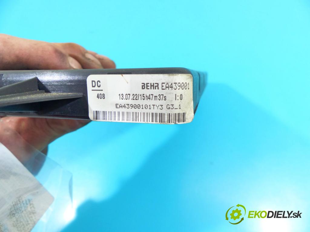 Maserati Ghibli 2013 - 3.0 V6 diesel: 275 HP automatic 202 kW 2987 cm3 4- radiator EA439001 (Radiátory kúrenia)