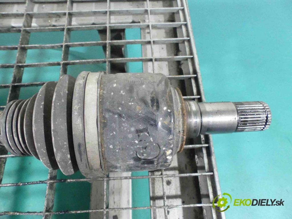 Maserati Ghibli 2013 - 3.0 V6 diesel: 275 HP automatic 202 kW 2987 cm3 4- poloos ľavé  (Poloosy)