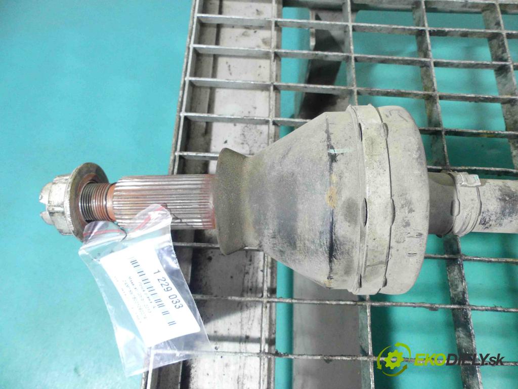 Maserati Ghibli 2013 - 3.0 V6 diesel: 275 HP automatic 202 kW 2987 cm3 4- poloos pravé  (Poloosy)