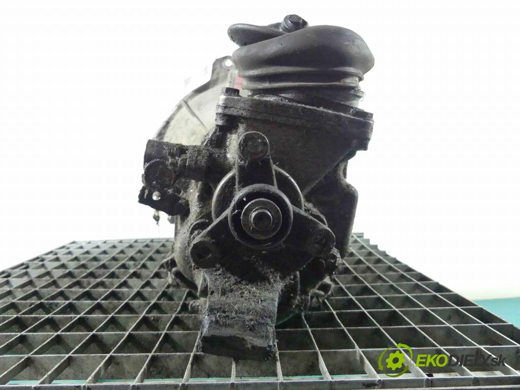Polonez Caro / Atu 1.6 karburátor: 80 HP manual 59 kW 1598 cm3 5- prevodovka stupeň,rýchlosť manual