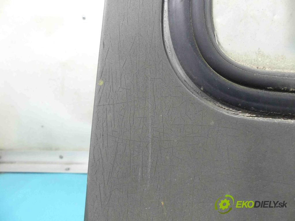 Polonez Caro / Atu 1.6 karburátor: 80 hp manual 59 kW 1598 cm3 5- zadní kufrové dveře (Zadní kapoty)