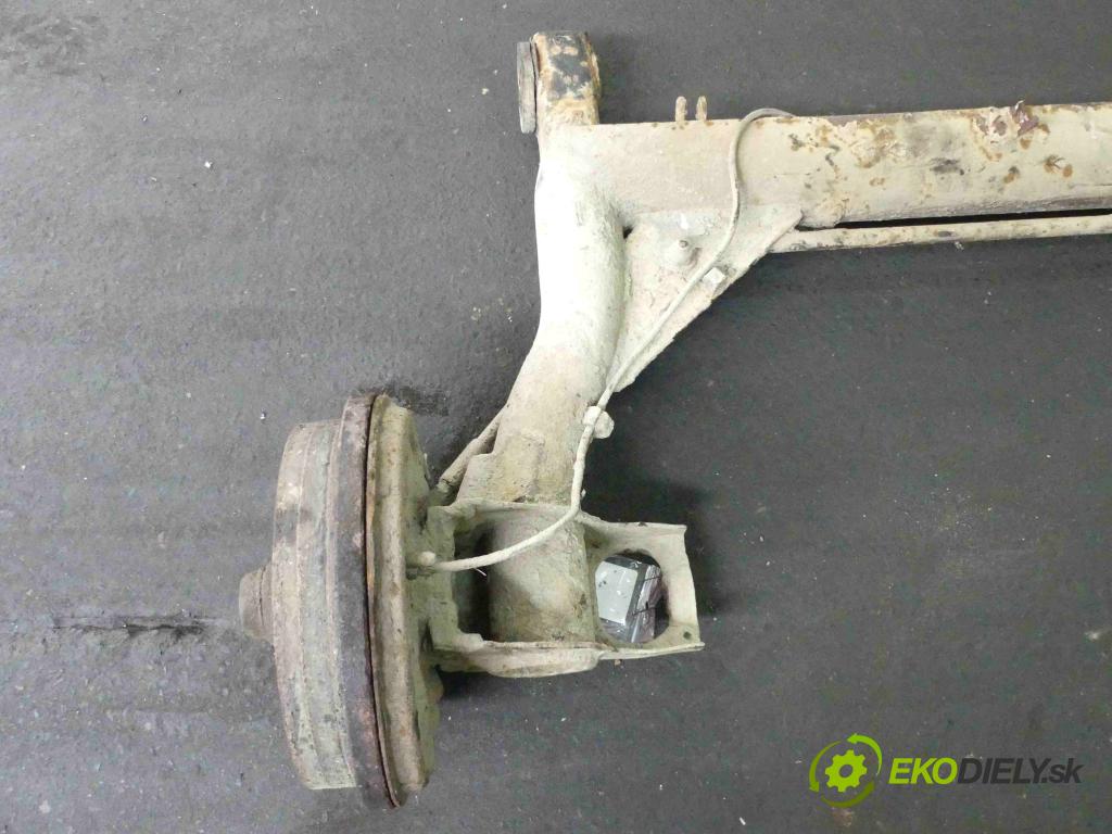 Skoda Felicia 1.3 mpi 64 hp manual 47 kW 1289 cm3 5- zadní výztuha