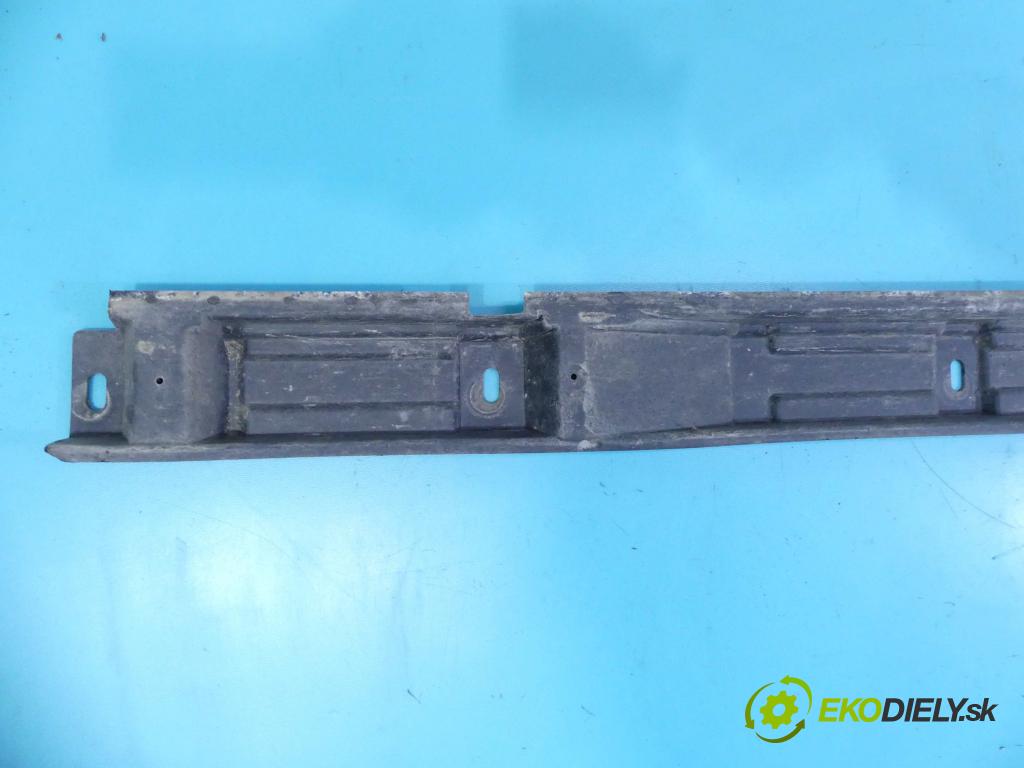 Mercedes GL I X164  2006-2012 4.0 CDI 306KM automatic 225 kW 3996 cm3 5- práh pravý  (Ostatní)