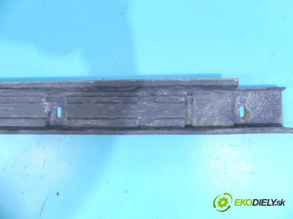 Mercedes GL I X164  2006-2012 4.0 CDI 306KM automatic 225 kW 3996 cm3 5- práh pravý  (Ostatní)