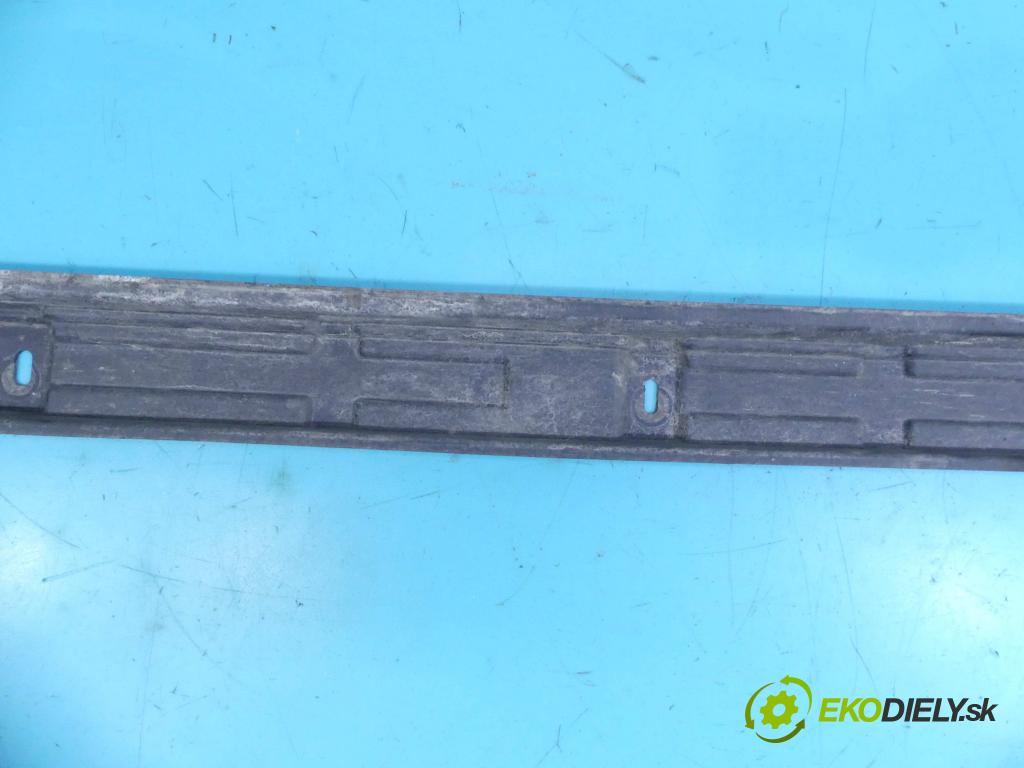 Mercedes GL I X164  2006-2012 4.0 CDI 306KM automatic 225 kW 3996 cm3 5- práh pravý  (Ostatní)