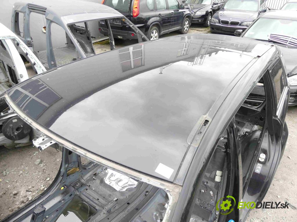 Mercedes GL I X164  2006-2012 4.0 CDI 306KM automatic 225 kW 3996 cm3 5- Strecha: 