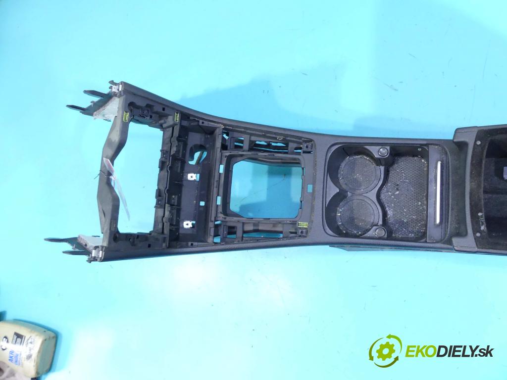 Vw Passat B7 2010-2014 2.0 tdi 140 HP manual 103 kW 1968 cm3 5- operadlo 3AB863241E (Lakťové opierky)