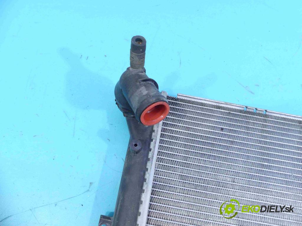 Vw Passat B7 2010-2014 2.0 tdi 140 HP manual 103 kW 1968 cm3 5- chladič 3C0121253BC (Chladiče)